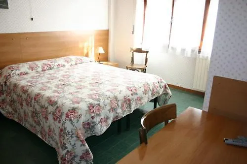 Отель Albergo Anna Чампино
